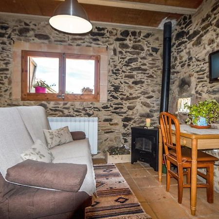 Apartamento Duplex Rural Con Chimenea Y Vistas Panoramicas Desde La Cama Sant Marti Sacalm Luaran gambar